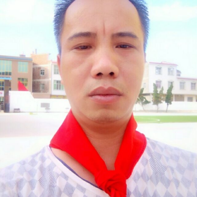 留守男人的第一张照片--文山王婆说媒